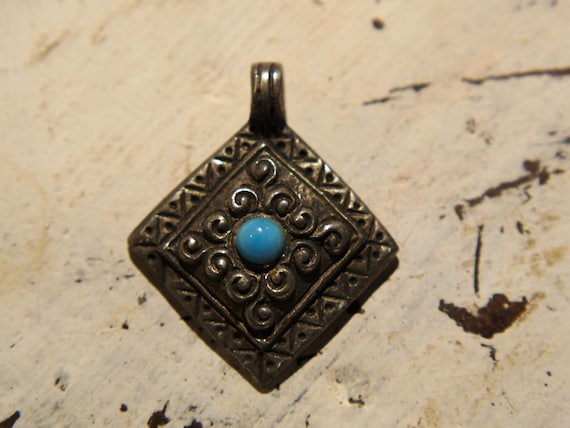 Turquoise pendant deals etsy