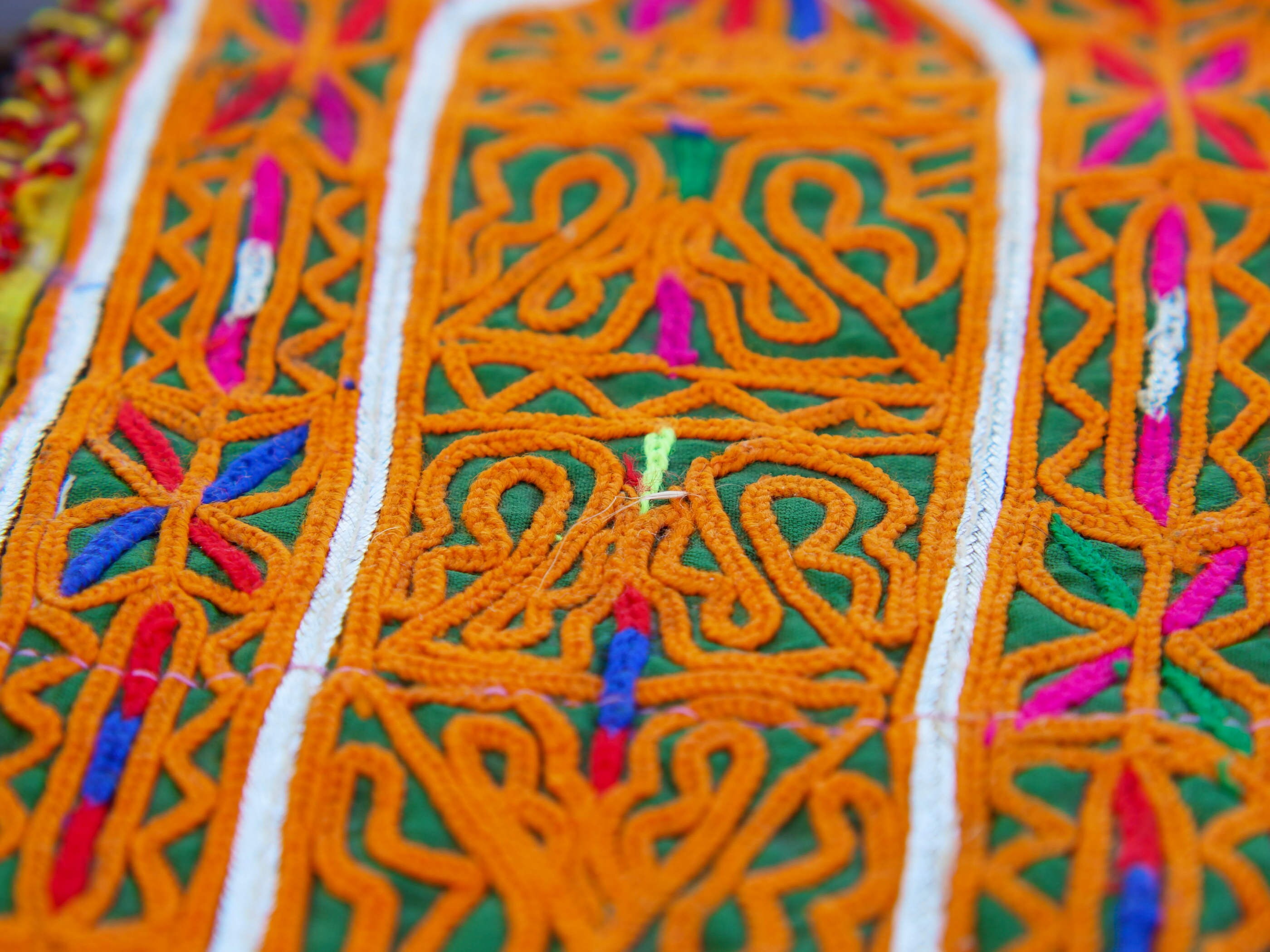 古いインドの刺繍生地コード TI133 - Etsy 日本