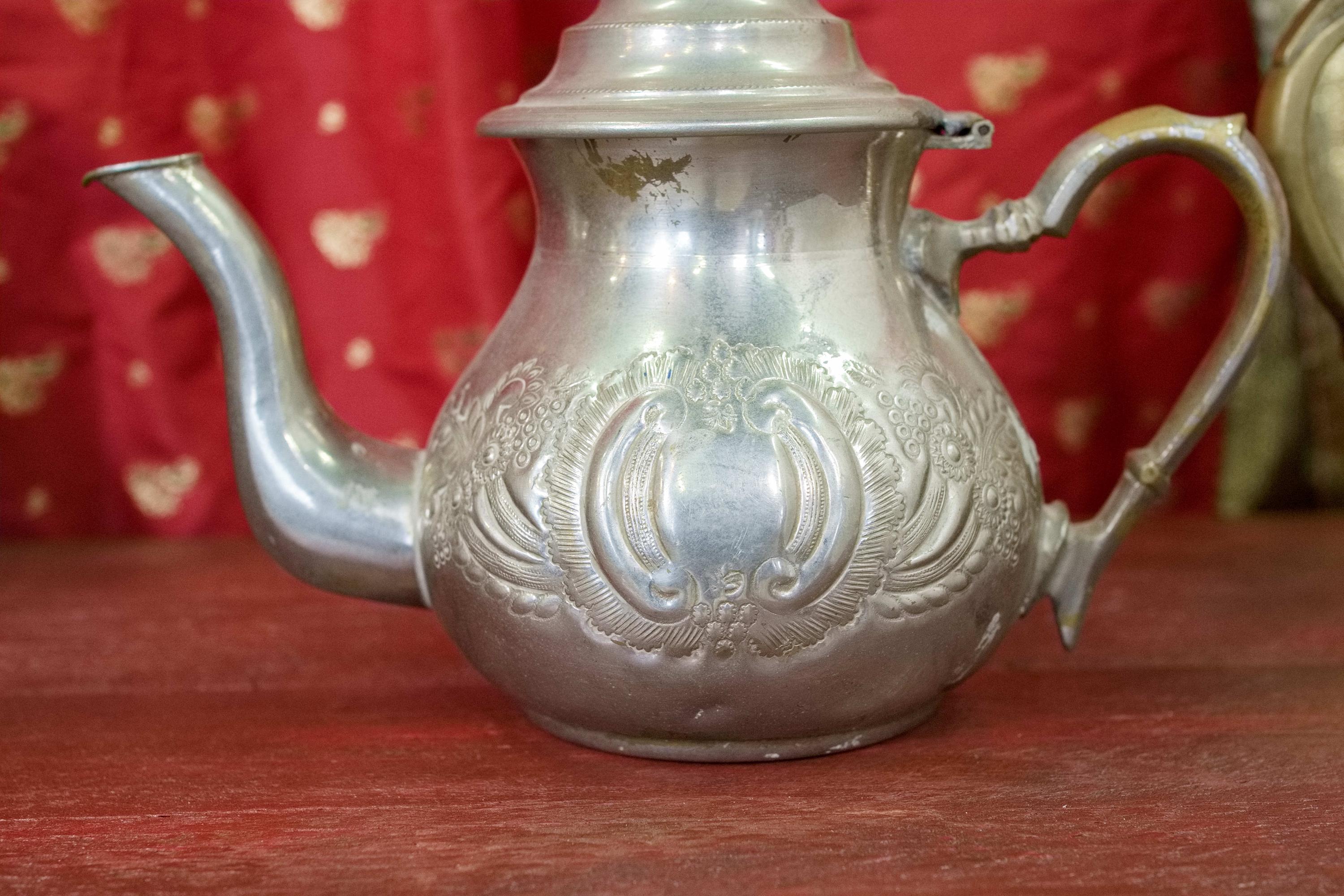 モロッコの金属製ティーポット - Etsy 日本