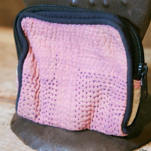 Porte-monnaie en coton de style Kantha, fabrication artisanale typique de l'ethnie indienne cod.J8