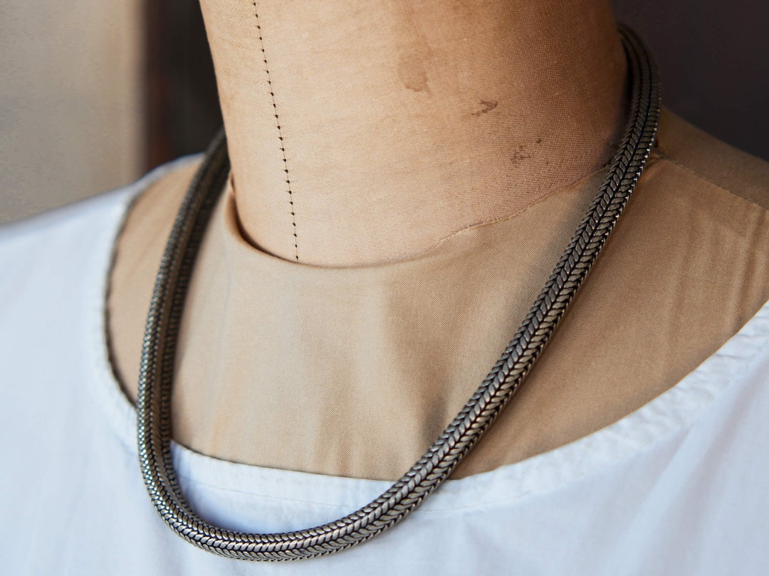 【MISCHIEF】25ss RHOMBUS SNAKE CHOKER Amazon.com: Wellotus Women's Curved Alloy Cuff Snake Choker