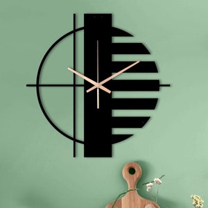 Minimalist Black Metal Wall Clock: Modern Art Decor
