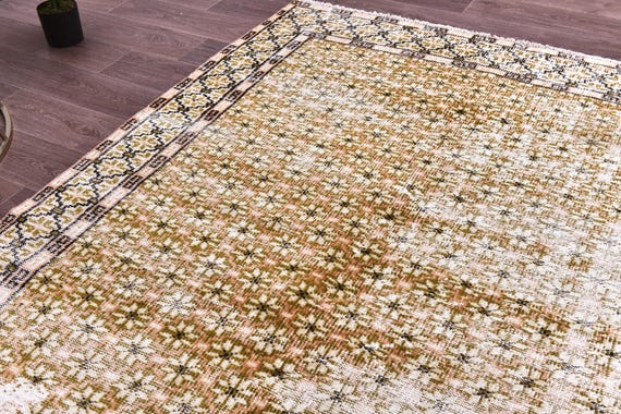 5x9 Vintage Olive Green Rug, Handmade Wool, Faded, Star Pattern, Traditional Farmhouse Design, Area Rug