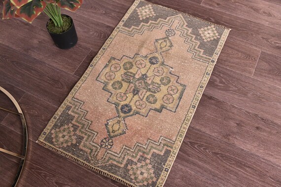 2x3 Vintage Doormat Rug, 2x3 Olive Green Color, Medallion Design, 2x3 Bath Mat, 2x3  Door Mat, 2x3 Accent Rug, Vintage Rug, Small Rug