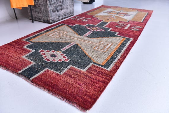 3x7 Vintage Herki Runner Rug, Red Rug, Handmade Vintage Tapestry, Hallway Rug 3x7, Turkish Runner Rug, 3x7 Area Rug, 3x7 Doorway Rug