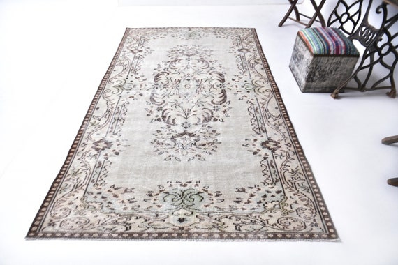 5x9 Vintage Rug, 5x9 Soft Turkish Vintage Rug, 5x9, Handmade Wool Oushak, 5x9 Rug, Light Green Brown Rug, 5x9 Turkish Rug, Farmhouse Decor