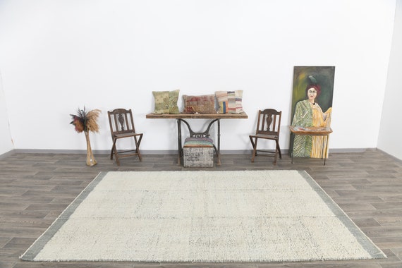 6x10 Area Rug, 6x10 Oversize Pastel Vintage Rug, 6x10, Oversize Vintage Rug, Large Area Rug, 6x10 Rugs, Pastel Green & Beige Rug, Modernist