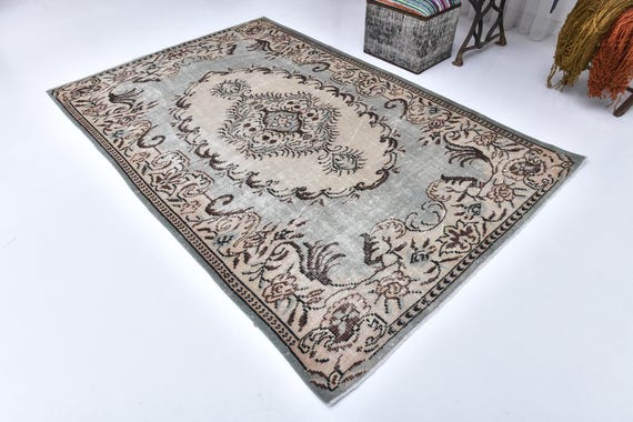 5x8 Vintage Turkish Wool Rug: Green Beige Oriental