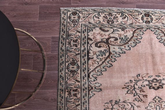 6x9 Vintage Faded Pink Rug, Green Pink Color, 6x9 Area Rug, Farmhouse Decor, Floral Design Rug, 6x9 Rug, Living Room Bedroom Rug, 6x9 Rug