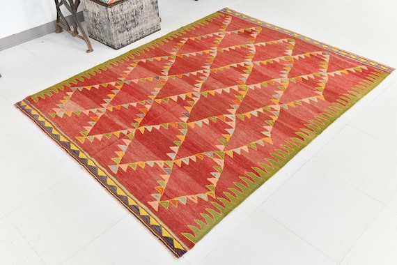 5x6 Red Area kilim Rug, 5x6 vintage one of a kind Green Red Turkish Kilim Rug, 5x6 red Wool Handwoven Kilim, red kilim rug for living room.