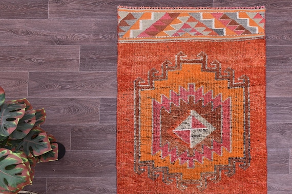 3x10 Runner Rug 3x10 Turkish Vintage Rug 3x10 Vintage Runner 3x10 Runner Rug Handmade Oushak Rug Turkey Old Rug Turkish Runner Gift Rug 3x10