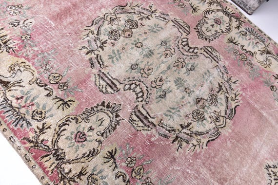 floral red 5x8 TURKISH VINTAGE RUG, 5x8 Pink & Blue Vintage Rug, Aesthetic Handmade Wool Rug, Rustic Home Decor, distressed Vintage Rug 5x8.