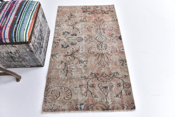 2x4 Vintage Handmade Floral Doormat Rug, Faded Accent Rug, Bath Mat