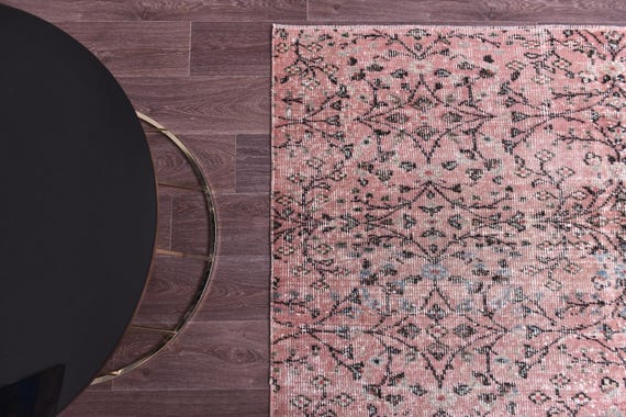 6x9 Vintage Faded Floral Rug, Salmon Black Color, Farmhouse Decor, Living Room Bedroom Rug