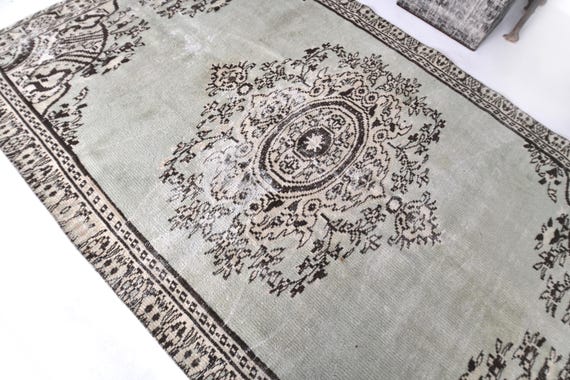 5x8 medallion muted green Area Rug - 5x8 Oriental Vintage rug-5x8 Light Green Black Vintage Rug Aesthetic Handmade Wool Rug-Vintage Rug 5x8