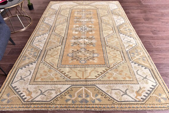 6x10 Vintage Handmade Turkish Milas Faded Rug, Muted Peach Beige Color,