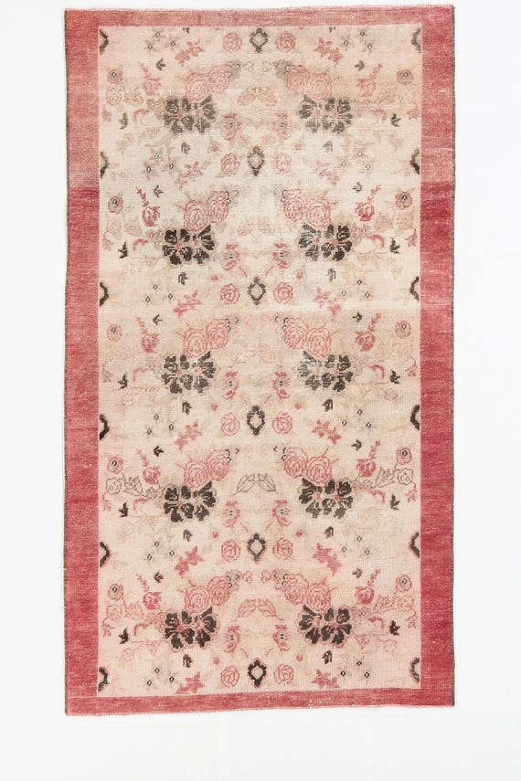 cream red floral desing turkish vintage rug 3x6 ,wool vintage turkish runner rugs 3x6 , cream floral rare vintage rugs 3x6 feet.