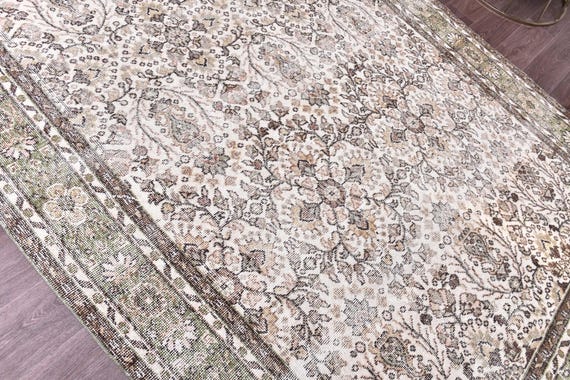 6x10 Vintage Turkish Rug, Ivory Sage Green Color, 6x10 Handmade Area Rug, 6x10 Faded Floral Rug, Living Room Bedroom Rug, Farmhouse Decor