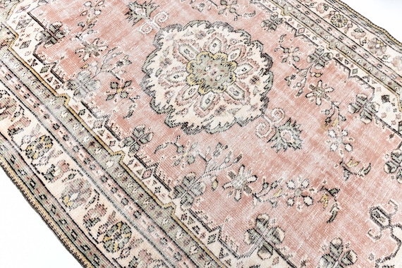 6x9 Salmon pink Beige Vintage Rug, 6x9 large area vintage Turkish Rug, 6x9 Area Wool Handmade Rug , 6x9 Living Room Vintage area Rug.