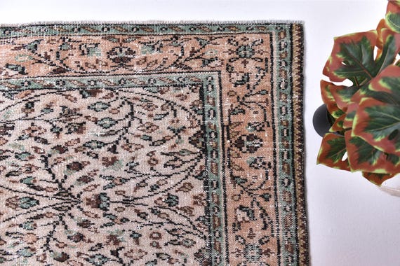 6x9 Faded Vintage Floral Rug, Gray Brown Color, 6x9 Area Rug, Farmhouse Decor, Botanical Design Rug, 6x9 Rug, Living Room Rug, Medallion Rug