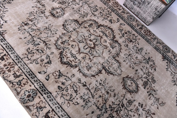 5x8 Vintage Faded Area Rug, 5x8 Handmade Wool Rug, 5x8 Turkish Rug, Living Room Bedroom Rug, 5x8 Rug, Farmhouse Rug, Gray Green Color