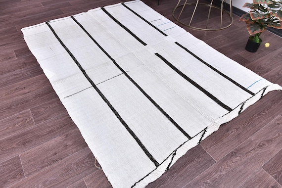 5x7 Vintage Hemp Accent Rug, 5x7 White Black Color, 5x7 Handmade Hemp Rug, 5x7 Hemp Rug, Bohemian Eclectic Style, Traditional Area Rug
