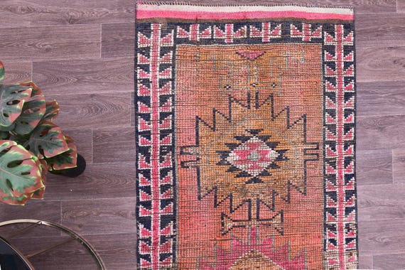 3x10 Vintage Soft Peach Herki Runnner Rug, 3x10 Handmade Wool, 3x10 Geometric Medallion Runner, Peach Blue Color, 3x10 Hallway Runner Rug,