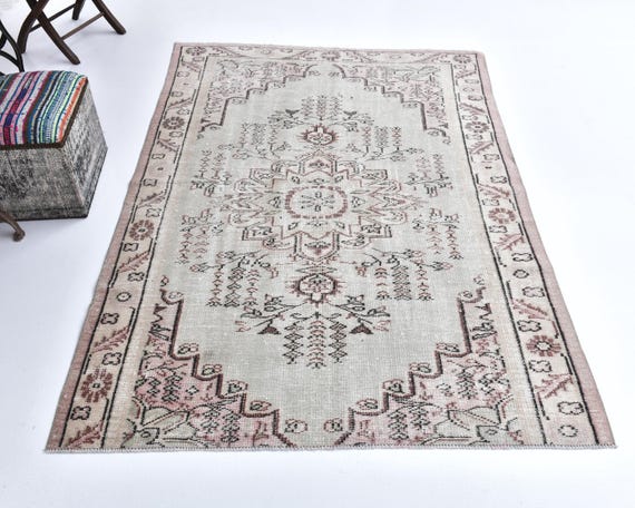 5x8 Vintage Faded Rug, 5x8 Vintage Light Green Brown Rug, 5x8 Rug, Wool Handmade Vintage Rug, 5x8 Area Rug, Vintage Rug 5x8, Oriental Style