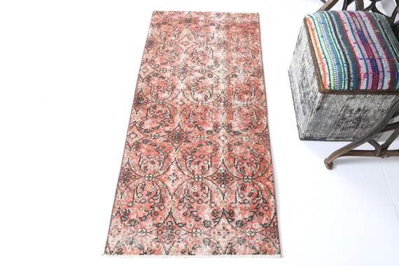 2x5 Runner Rug, 2x5 Vintage Runner, 2x5 Soft Cream Vintage Runner Rug, 2x5, Oushak Handmade Rug, 2x5 Rug, Red Pink Rug, Antique 60s