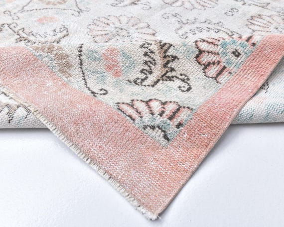 6x9 Salmon and Beige Vintage Rug,6x9 Vintage Rug distressed Wool Rug,6x9 Area distressed wool Rug,Floral Distressed Wool Rug For Living Room