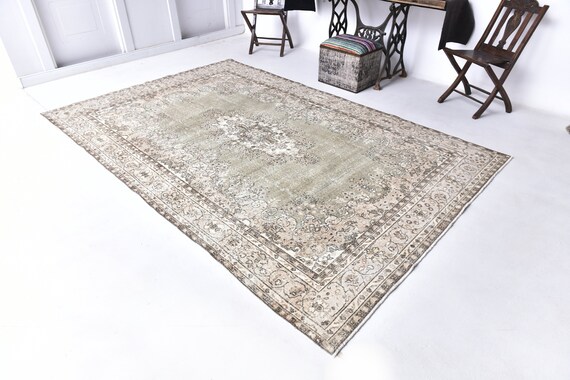 6x10 Beige Brown Vintage Rug: Hand-Woven Turkish Wool & Cotton