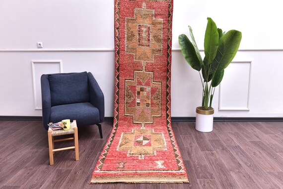 3x11 Vintage Faded Wool Runner Rug, Handmade Soft Wool, Traditional Design, Farmhouse Decor, Red Broen Color