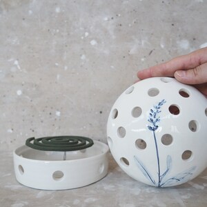 Keramische muggenwerende houder met gaten, anti-muggen, geurpotpourri container, wierookhouder, botanische bloemendecoratie