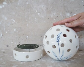 Mückenschutzhalter aus Keramik mit Löchern, Anti-Mücken, Duft-Potpourri-Behälter, Räucherstäbchenhalter, botanische Blumendekoration