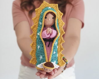 Pattern to crochet a figure of the Virgin of Guadalupe. (Pattern in Spanish - English)