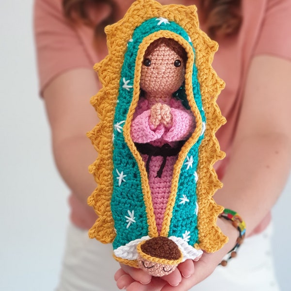 Muñeca hecha en ganchillo|Virgen de Guadalupe en Crochet| Figura Amigurumi tejida