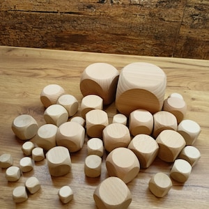 High quality wooden dice set 2x2, 3x3, 4x4, 5x5, 8x8, 10x10 cm smooth , 28 cubes