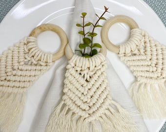 6 PCS Macrame napkin ring holder , Boho wedding table decor, boho napkin ring, Bohemian wedding decor, table dress up, gift for her