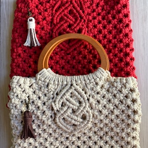 Macrame bag with wood handle, macrame purse, vintage macrame purse wood handles, macrame bag, boho bag, handmade bag, gift for her