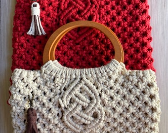 Macrame bag with wood handle, macrame purse, vintage macrame purse wood handles, macrame bag, boho bag, handmade bag, gift for her