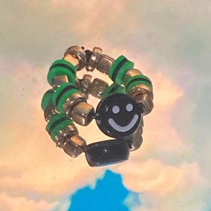 Billie eilish snake ring top