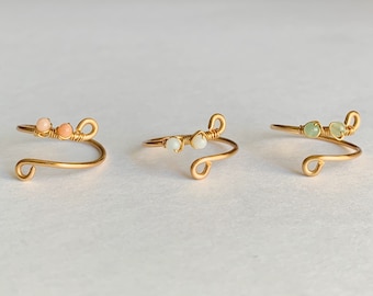 Mini gemstone rings; handmade jewelry; trendy accessory; gold wire rings