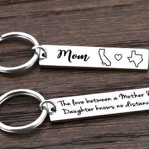 Long Distance Keychain for Mom, Christmas Gift for Mom, US State Keychain for Mom, Mothers Day Gift from Daughter, Mom Keychain