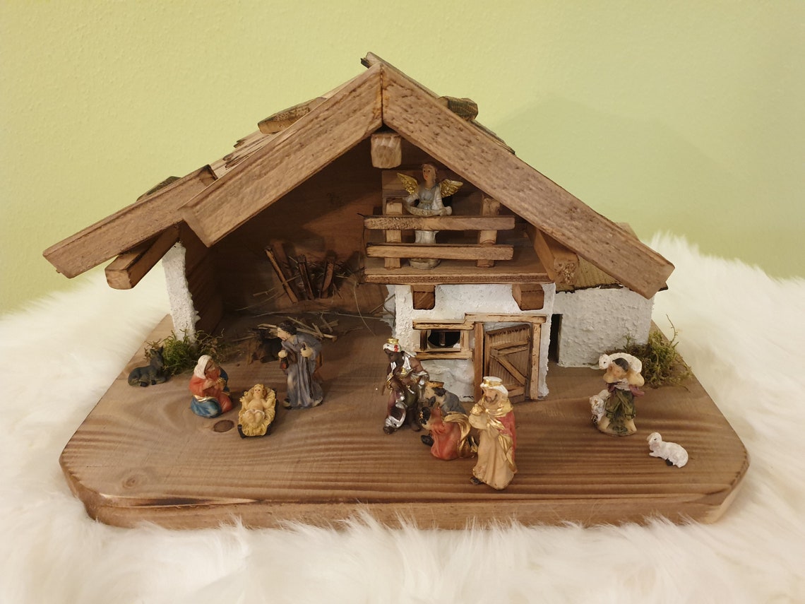 Kleine Weihnachtskrippe Krippe mit und ohne Figuren  Etsy