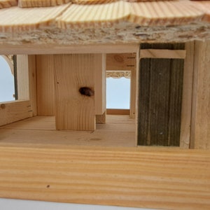 XXL Vogelhaus Futterhaus Lärchenholzdach Almhütte mit od.ohne Ständer Häuschen A1 Bild 5