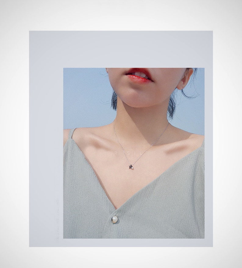 Sweet color daisy flower necklace women black zircon necklace