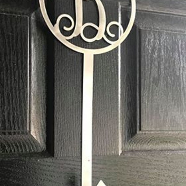 Metal Monogram wreath holder, Vine font monogram wreath hook, Door Hanger, Customized wreath Hanger, Door Hanger