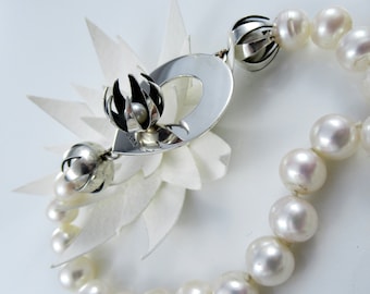 Statement silver and pearls waterlily necklace, Handmade artistic centrepiece neckwear, Special birthday gift for her