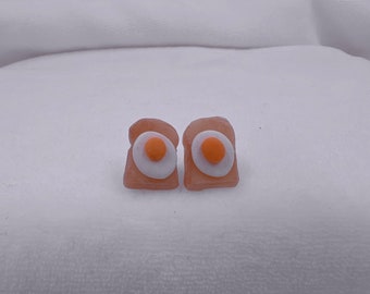 Eggy Toast studs