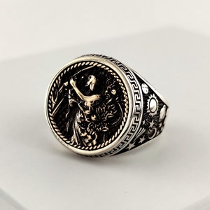 Astrologie Siegelring: Handgefertigter Astrologie-Schmuck